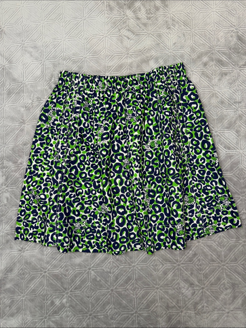 Lilly Pulitzer Green and Navy Leopard Print Skirt - Picture 2 of 7